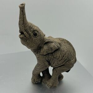 The Herd Baby Elephant Figurine (Missing Sticker)